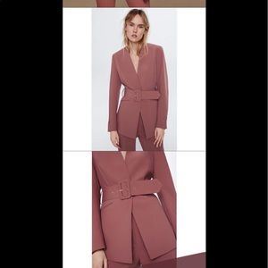 Set!!!!The most beautiful and chic Zara suit, in dusty rose.
